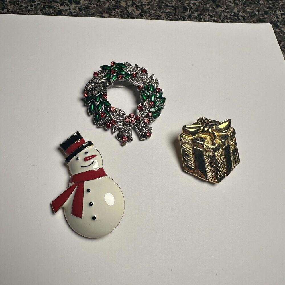 Christmas Holiday Brooch Pin Lot Of 3 Snowman, Holly Wreath, Gold Tone Present